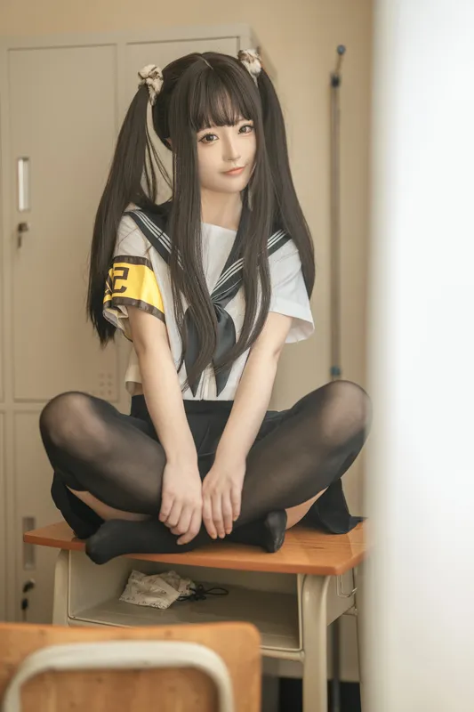 教室JK [33P] - 桃良阿宅