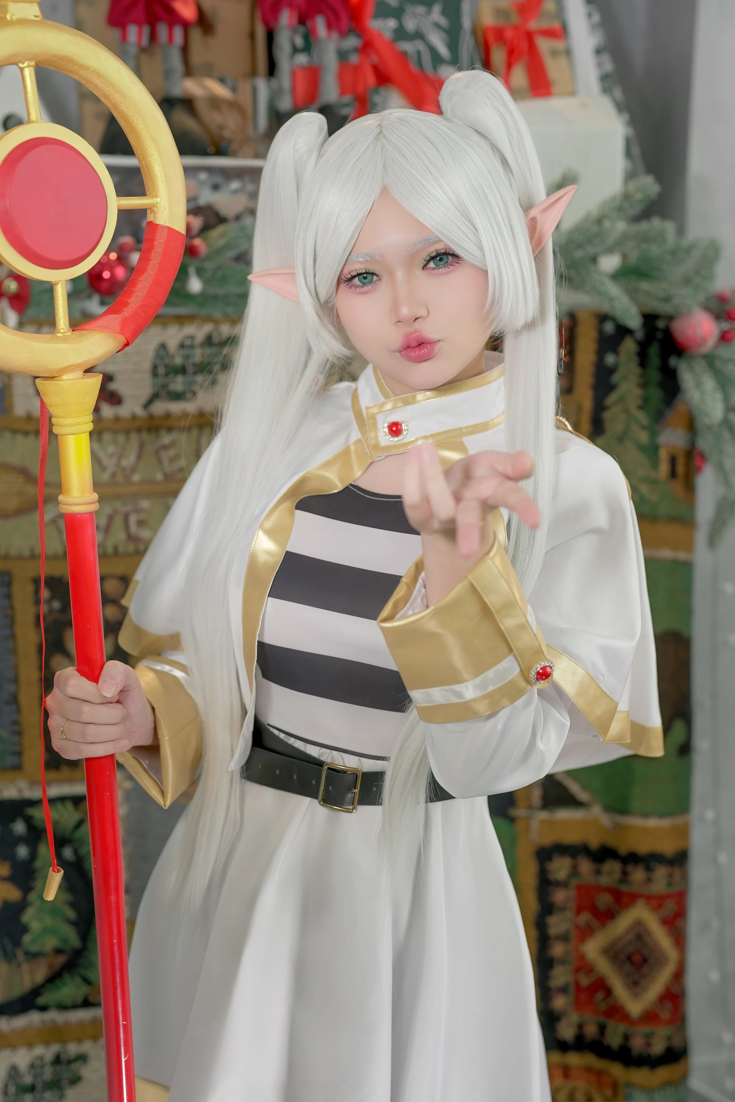 ZinieQ - NO.026 Frieren [37P 5V] 2