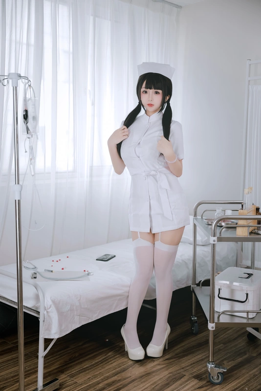 诊所护士 - 日奈娇