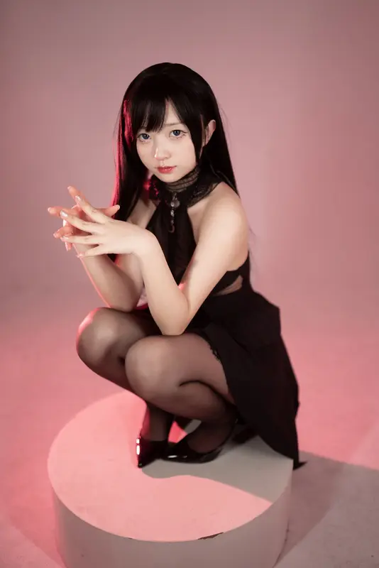 黑丝燕尾礼服 - 花铃